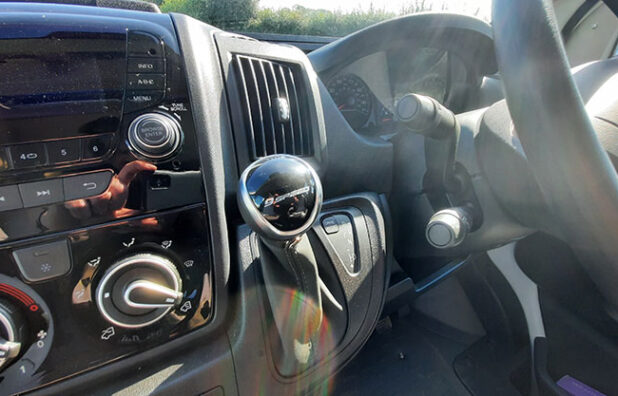 Fully automatic 9-speed gearbox in Swift Escape 502 motorhome