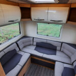 AutoRoller 746 (2022) rear lounge