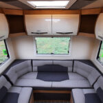 AutoRoller 746 (2022) rear lounge