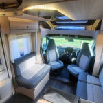 Auto Trail F-Line 72 dinette